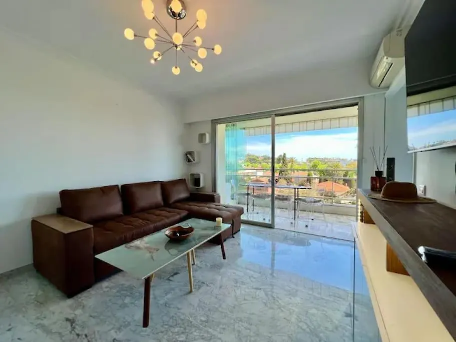 Grande Terrasse Vue Degagee Mer En Basse Californie Cannes France